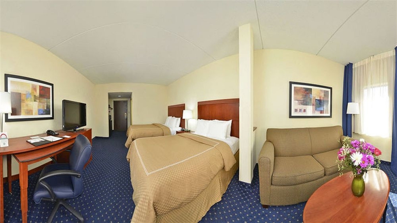 Imagen de la habitación del Hotel Comfort Suites Outlet Center. Foto 7