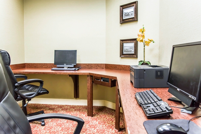 Imagen de los interiores del Hotel Comfort Suites Palm Bay - Melbourne. Foto 10
