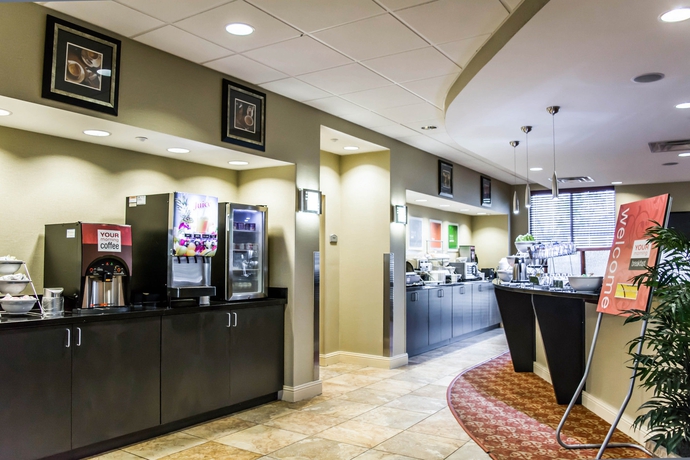 Imagen del bar/restaurante del Hotel Comfort Suites Palm Bay - Melbourne. Foto 4