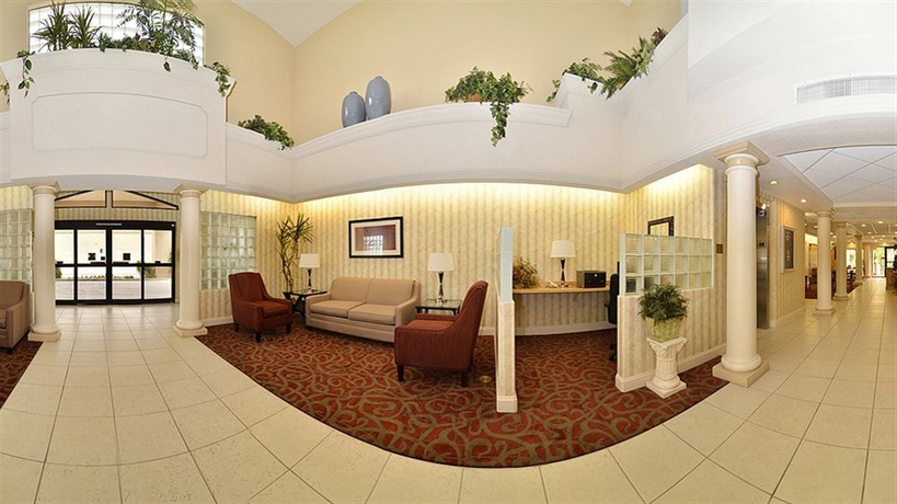 Imagen de los interiores del Hotel Comfort Suites Palm Desert I-10. Foto 13