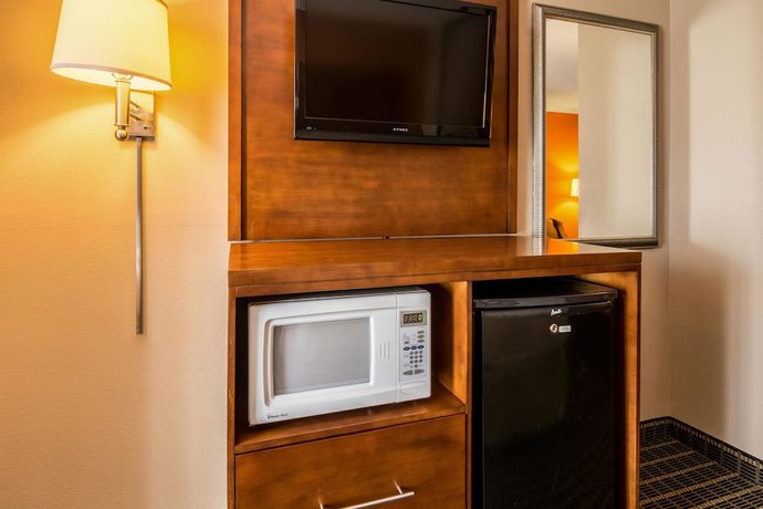 Imagen de la habitación del Hotel Comfort Suites Panama City Beach. Foto 4