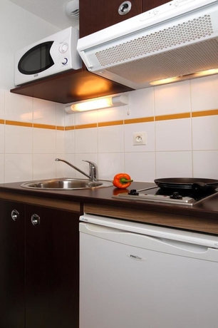 Imagen de la habitación del Hotel Comfort Suites Pau Idron. Foto 12