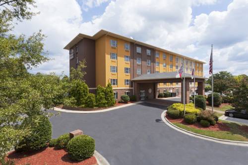 Imagen de la habitación del Hotel Comfort Suites Pineville. Foto 2