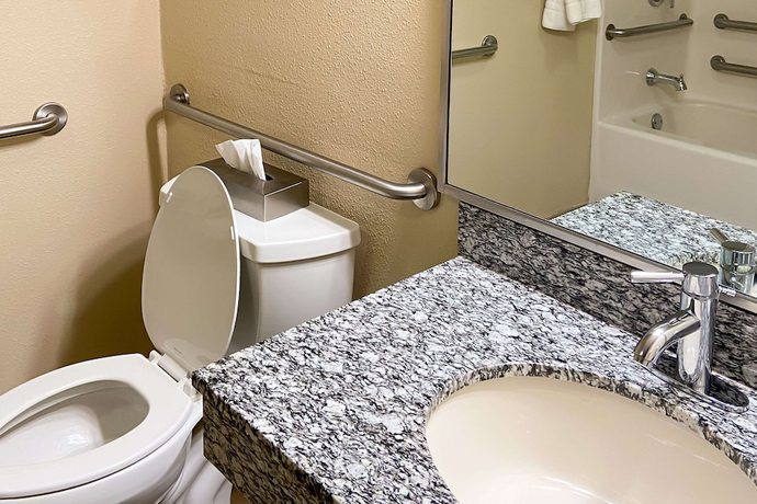 Imagen de la habitación del Hotel Comfort Suites Pittsburgh Airport. Foto 10