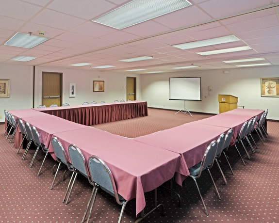 Imagen de los interiores del Hotel Comfort Suites Portland Airport. Foto 4