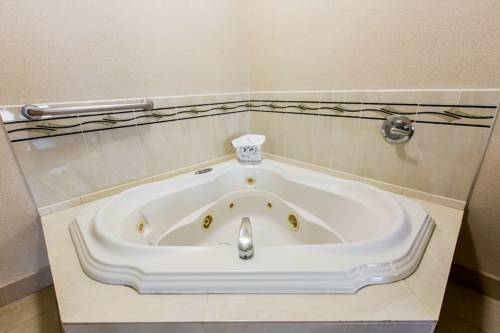 Imagen de la habitación del Hotel Comfort Suites Redlands. Foto 3