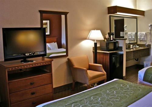 Imagen de la habitación del Hotel Comfort Suites Redmond Airport. Foto 4