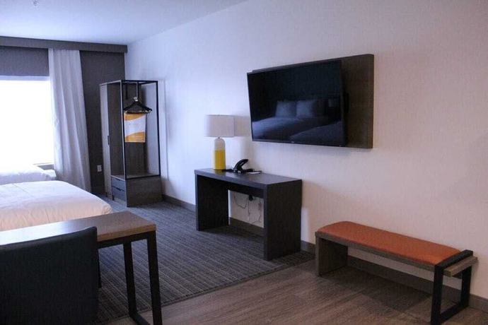 Imagen de la habitación del Hotel Comfort Suites, Richmond. Foto 2