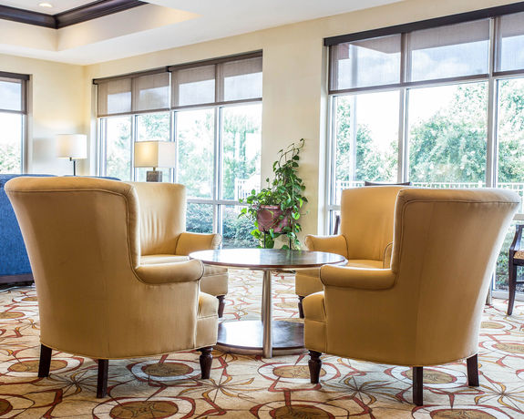 Imagen de los interiores del Hotel Comfort Suites Rock Hill Manchester Meadows Area. Foto 11