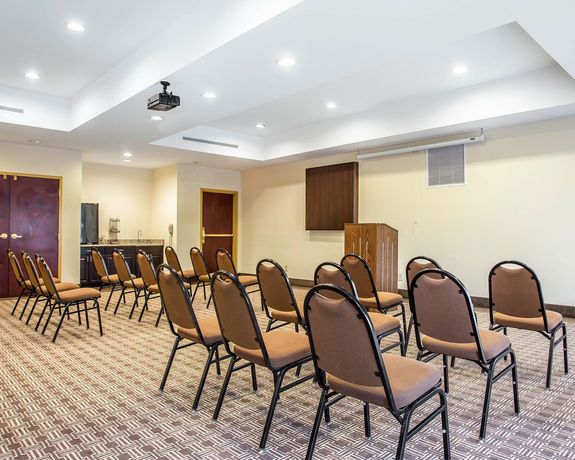 Imagen de los interiores del Hotel Comfort Suites Rock Hill Manchester Meadows Area. Foto 12