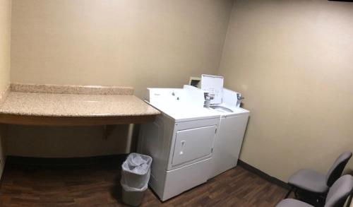 Imagen general del Hotel Comfort Suites, Salem. Foto 4