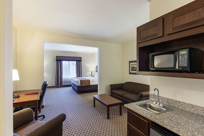 Imagen de la habitación del Hotel Comfort Suites San Antonio North - Stone Oak. Foto 8