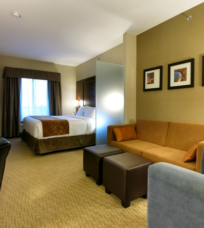 Imagen de los interiores del Hotel Comfort Suites Saskatoon. Foto 14