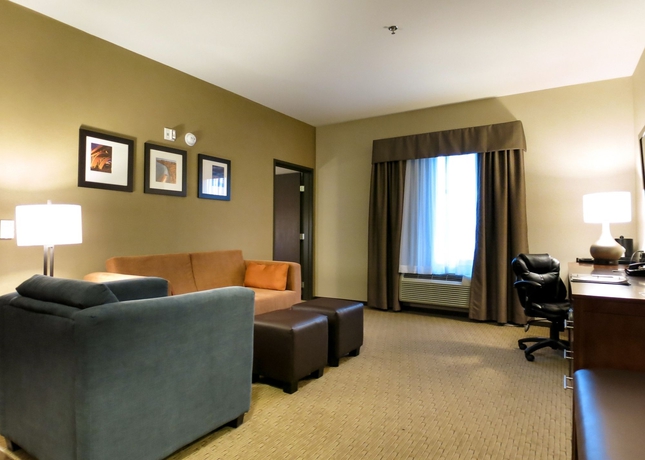 Imagen de los interiores del Hotel Comfort Suites Saskatoon. Foto 16