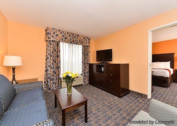 Imagen general del Hotel Comfort Suites Savannah Gateway I-95. Foto 6