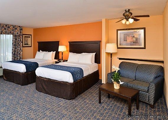 Imagen general del Hotel Comfort Suites Savannah Gateway I-95. Foto 8