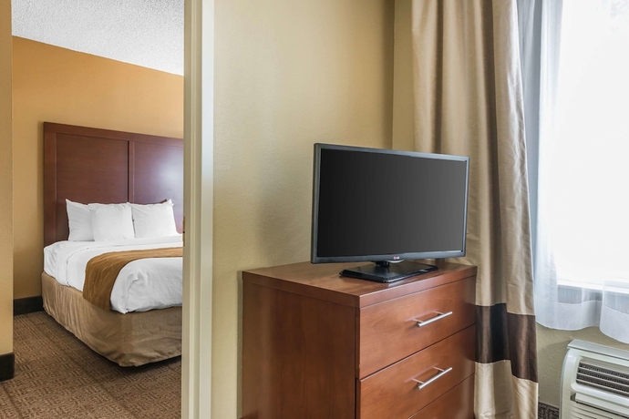 Imagen de la habitación del Hotel Comfort Suites Sawgrass. Foto 6