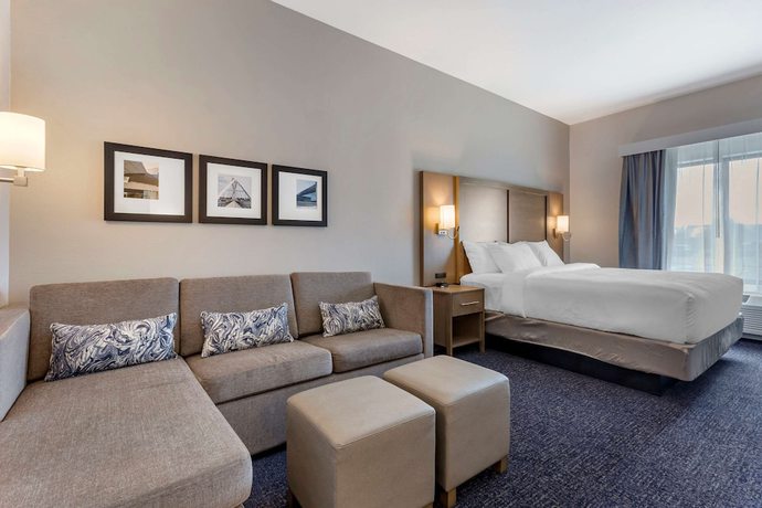 Imagen de la habitación del Hotel Comfort Suites Scottsdale Talking Stick Entertainment District. Foto 5