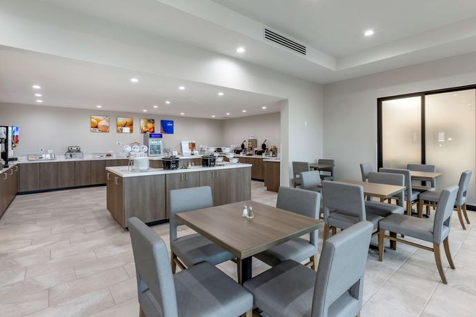 Imagen del bar/restaurante del Hotel Comfort Suites Scottsdale Talking Stick Entertainment District. Foto 2