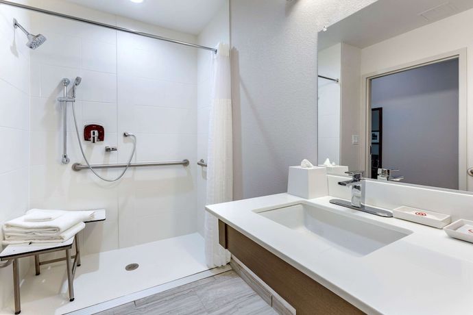 Imagen de la habitación del Hotel Comfort Suites Scottsdale Talking Stick Entertainment District. Foto 10