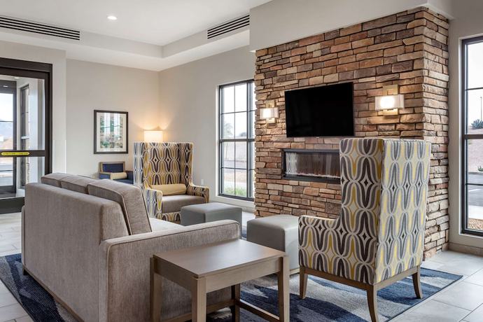Imagen de los interiores del Hotel Comfort Suites Scottsdale Talking Stick Entertainment District. Foto 18