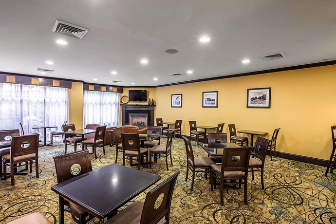 Imagen del bar/restaurante del Hotel Comfort Suites Simpsonville. Foto 3
