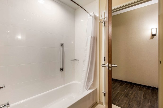Imagen de la habitación del Hotel Comfort Suites - South Austin. Foto 2