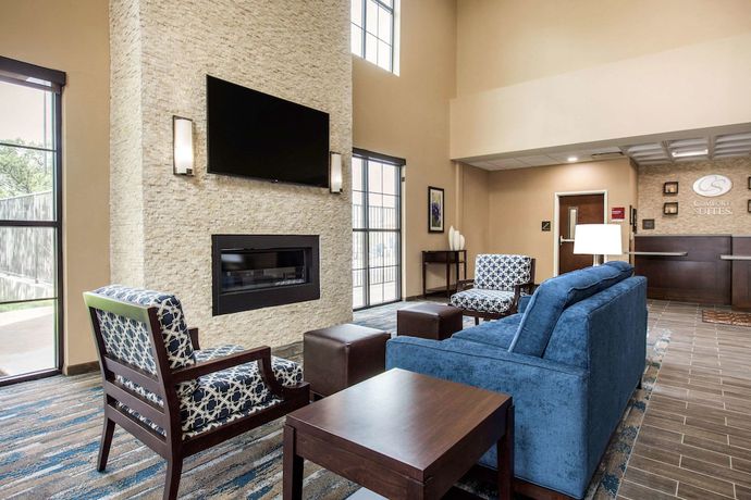 Imagen de los interiores del Hotel Comfort Suites - South Austin. Foto 19