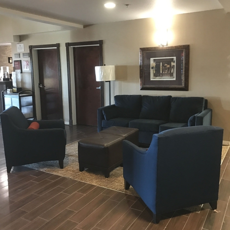 Imagen de los interiores del Hotel Comfort Suites South. Foto 15