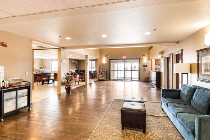 Imagen de los interiores del Hotel Comfort Suites South. Foto 18