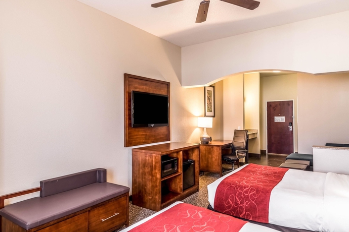 Imagen de la habitación del Hotel Comfort Suites South. Foto 12