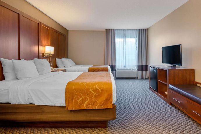 Imagen de la habitación del Hotel Comfort Suites South Haven Near I-96. Foto 9