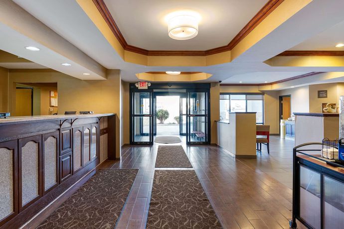 Imagen de los interiores del Hotel Comfort Suites South Haven Near I-96. Foto 18
