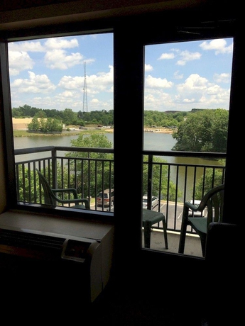 Imagen general del Hotel Comfort Suites South Park. Foto 16