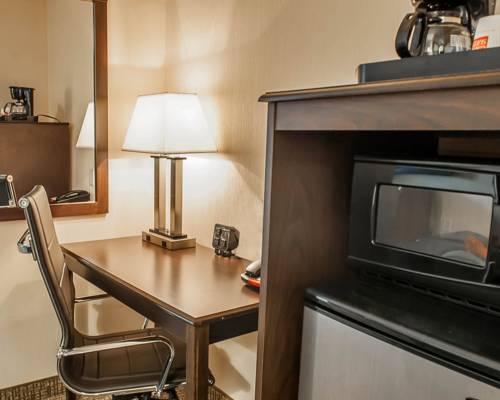 Imagen de la habitación del Hotel Comfort Suites Speedway - Kansas City. Foto 9