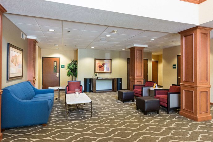 Imagen de los interiores del Hotel Comfort Suites Springfield Riverbend Medical. Foto 17