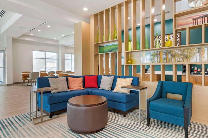 Imagen de los interiores del Hotel Comfort Suites St. Augustine Historic District Area. Foto 19