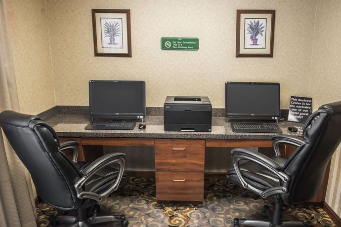 Imagen de los interiores del Hotel Comfort Suites Tallahassee Capitol - University Area. Foto 14