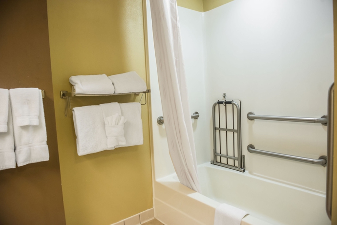 Imagen de la habitación del Hotel Comfort Suites Tallahassee Capitol - University Area. Foto 8