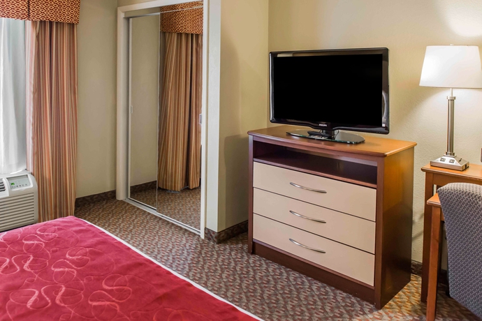 Imagen de la habitación del Hotel Comfort Suites Tallahassee Downtown. Foto 4