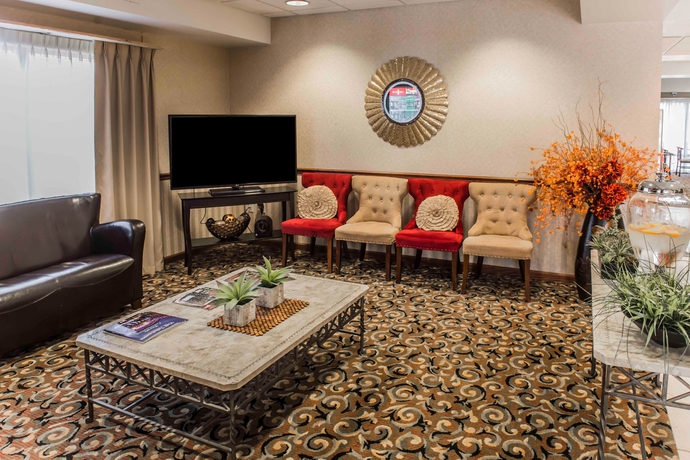 Imagen de los interiores del Hotel Comfort Suites Tallahassee Downtown. Foto 15