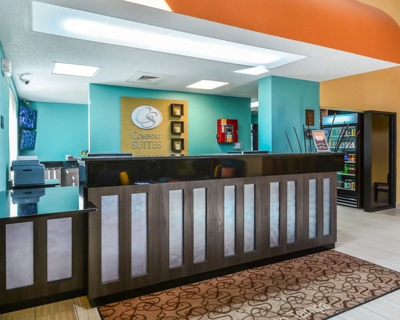 Imagen de los interiores del Hotel Comfort Suites, Tampa . Foto 18