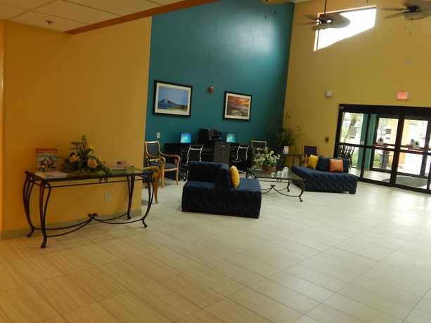 Imagen del bar/restaurante del Hotel Comfort Suites, Tampa . Foto 2