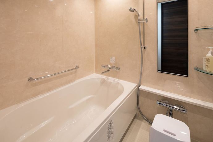 Imagen de la habitación del Hotel Comfort Suites Tokyo Bay. Foto 7