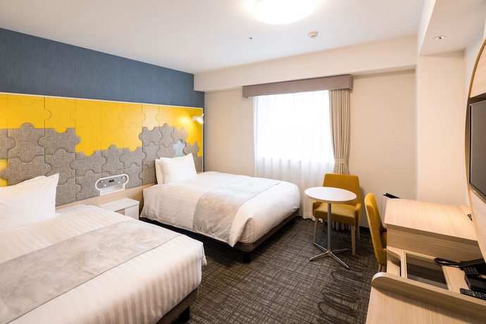 Imagen de la habitación del Hotel Comfort Suites Tokyo Bay. Foto 8