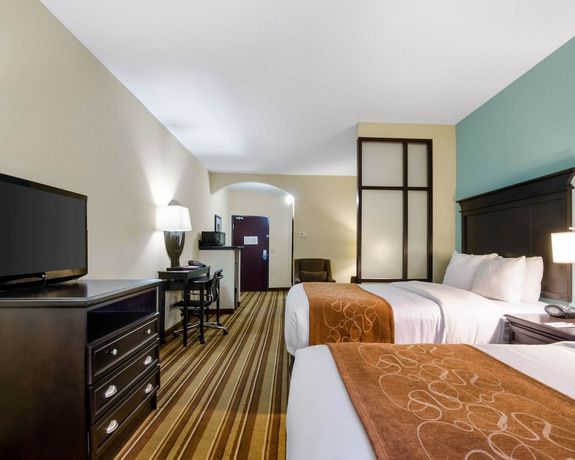 Imagen de la habitación del Hotel Comfort Suites Topeka Northwest. Foto 12