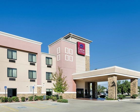 Imagen general del Hotel Comfort Suites Topeka Northwest. Foto 1