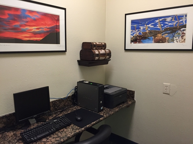 Imagen de los interiores del Hotel Comfort Suites, Tulare. Foto 11