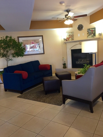 Imagen de los interiores del Hotel Comfort Suites, Tulare. Foto 14