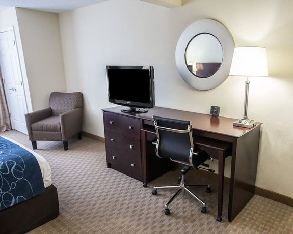 Imagen de la habitación del Hotel Comfort Suites University Area Notre Dame - South Bend. Foto 8